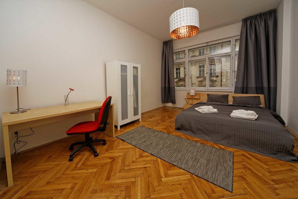 Apartments Vorsilska Прага Номер фото